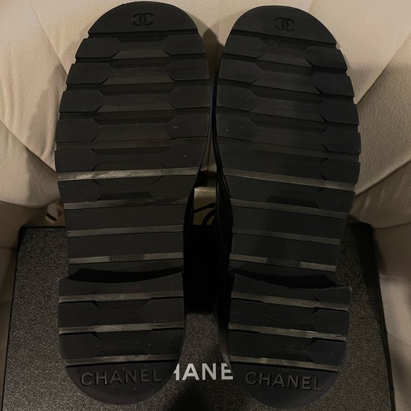 SOLD Chanel Brave Boot - Black CC size 38 - Picture 8 of 14